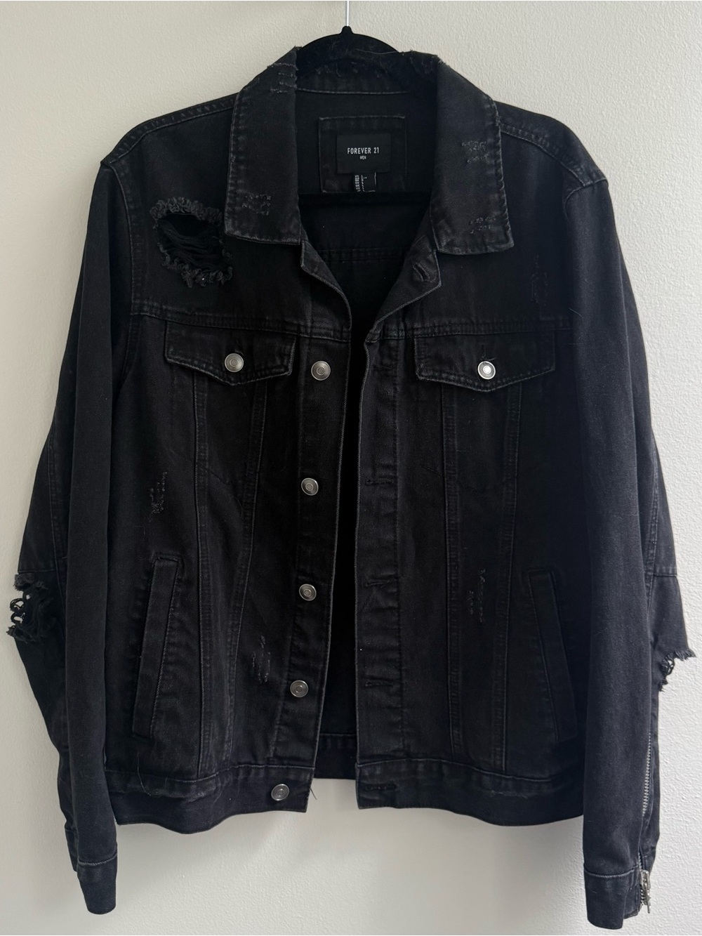 Forever 21 Men’s Black Distressed Denim Jacket